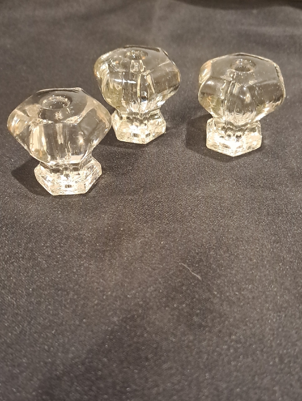 Lot Of 3 Large Vtg Clear Glass Drawer/cabinet Knobs. 1 3/8" Tall.